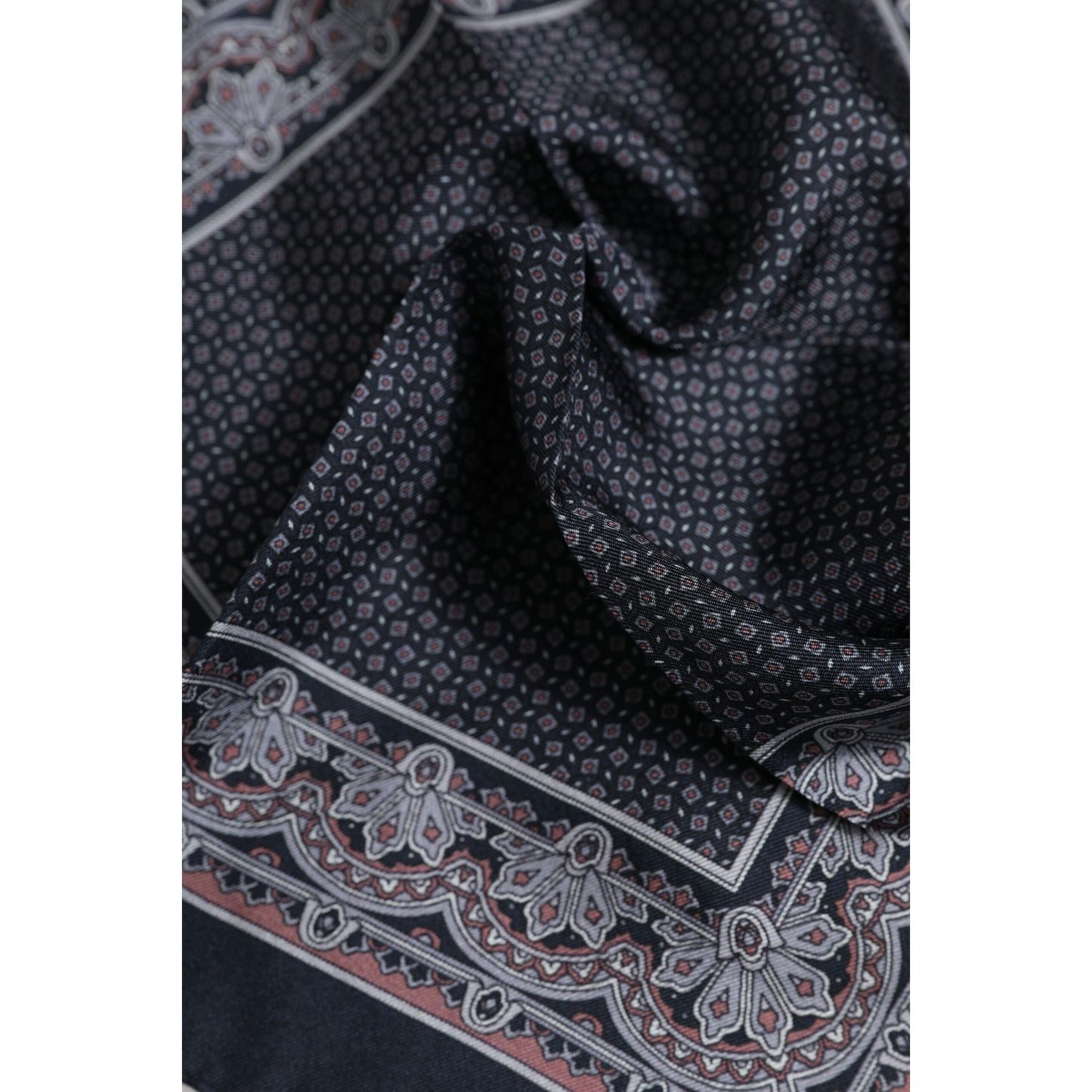 Dolce & Gabbana Multicolor Fantasy Silk Square Foulard Scarf Dolce & Gabbana