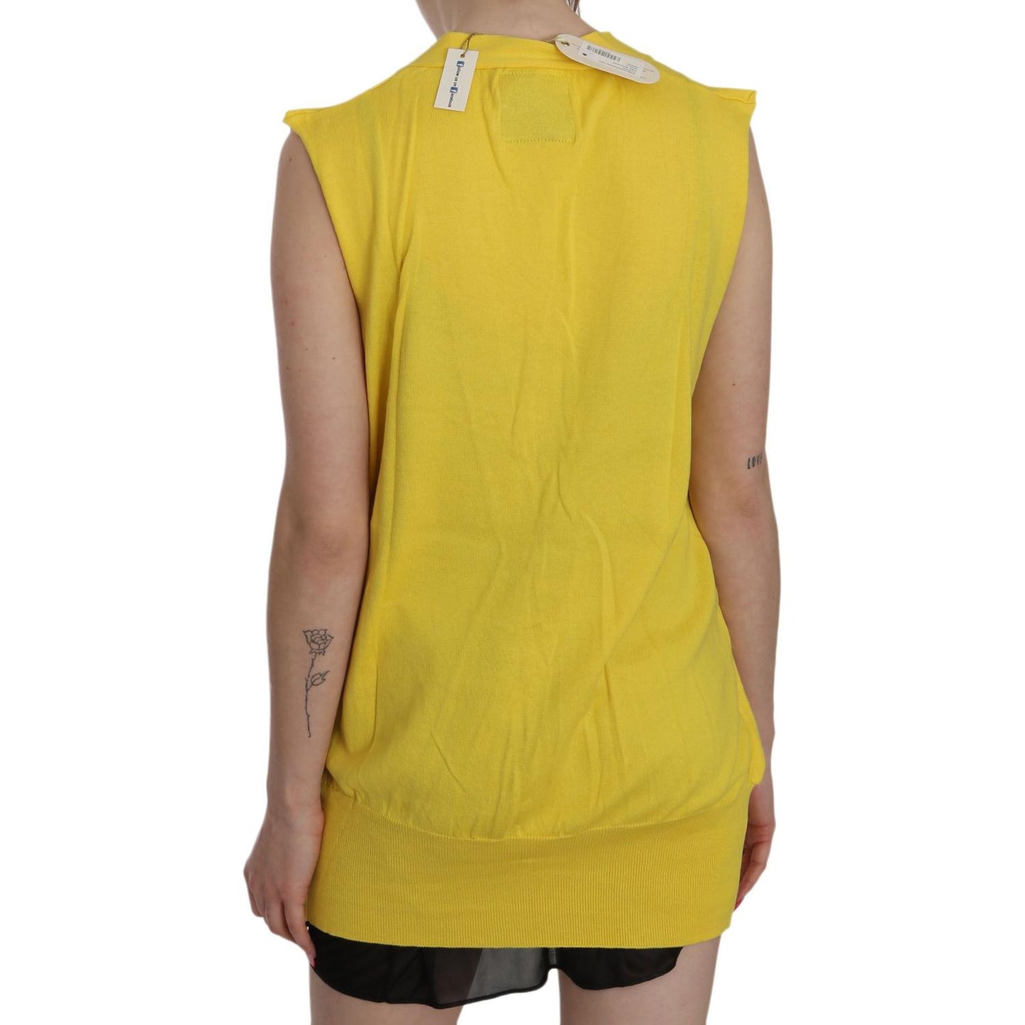 Elegant Yellow Sleeveless Cotton Vest