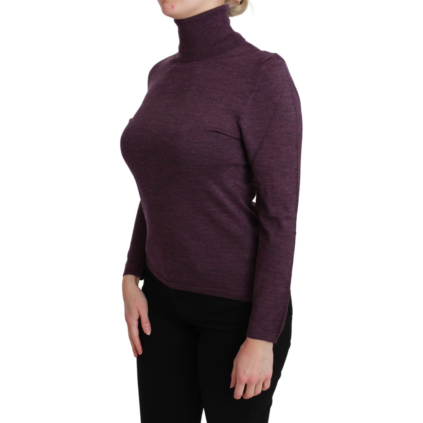 Elegant Turtleneck Wool Sweater in Purple