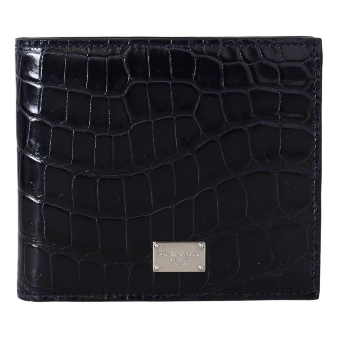 Elegant Exotic Leather Bifold Wallet