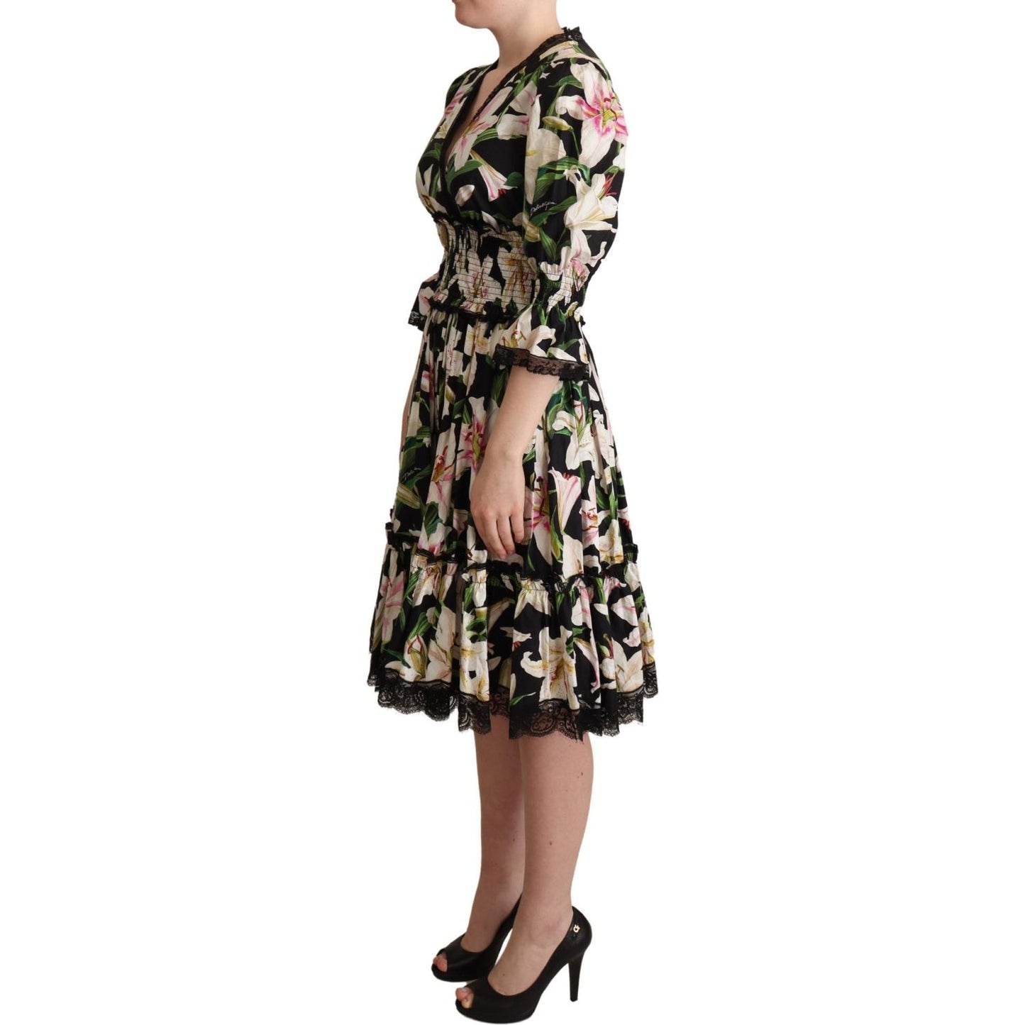 Elegant Lily Print Midi Dress with Lace Trim