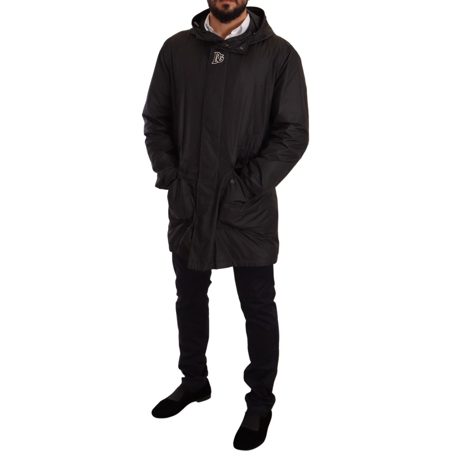 سترة أنيقة بغطاء رأس باللون الأسود من دولتشي آند غابانا