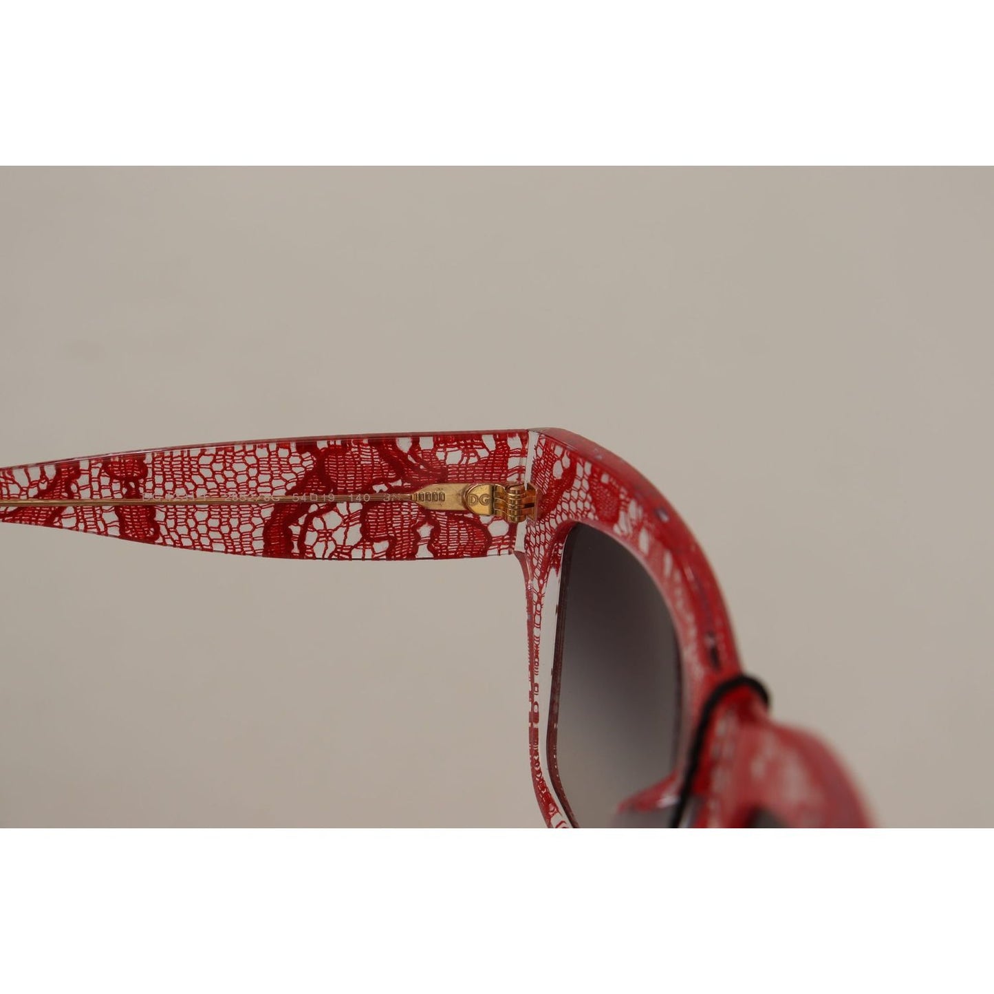 Elegant Sicilian Lace Insert Sunglasses