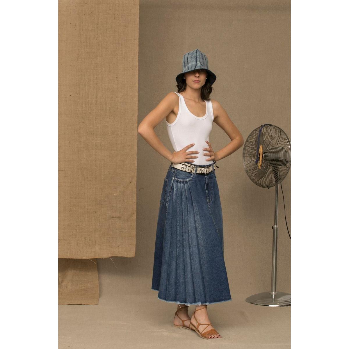 Chic Blue Denim Pleated Skirt