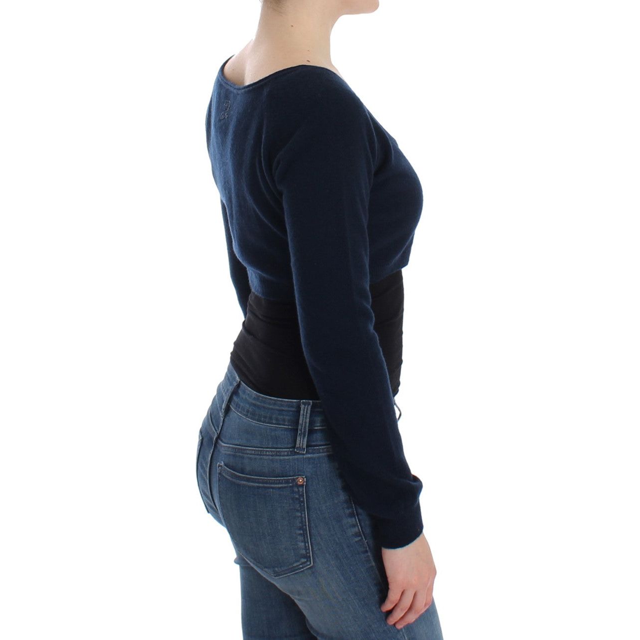 Chic Cashmere-Blend Cropped Sweater in Blue