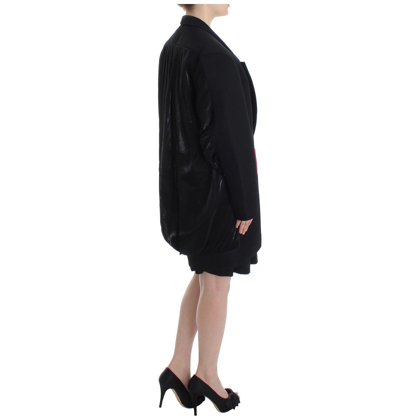 KAALE SUKTAEElegant Draped Long Coat in Black with Red AccentsMcRichard Designer Brands£379.00