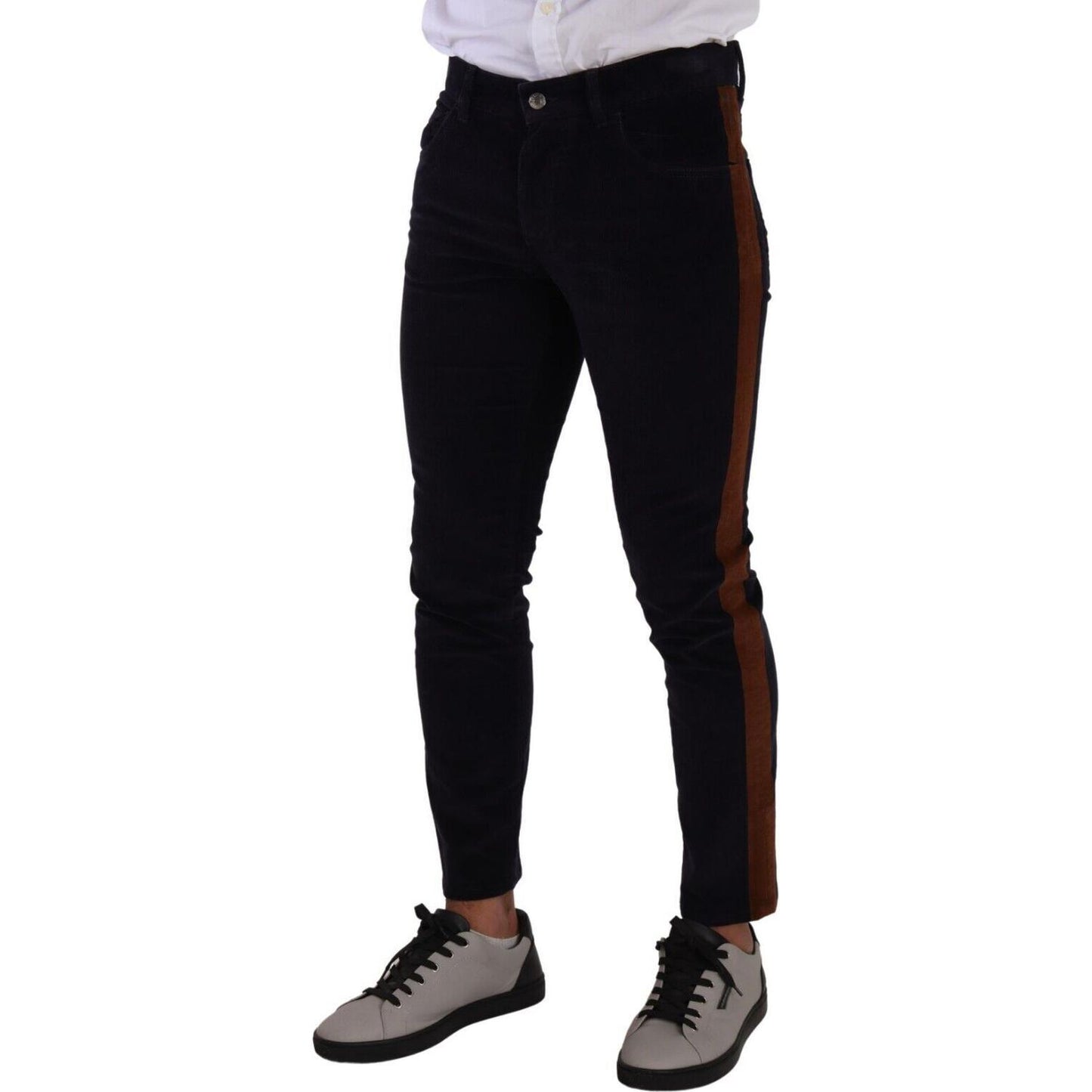 Elegant Slim Fit Denim for the Modern Man