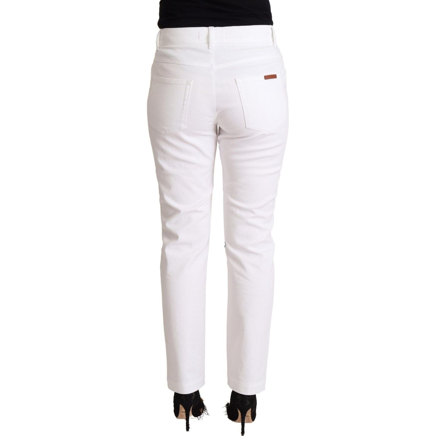 Chic White Tapered Denim Jeans with Logo Patch