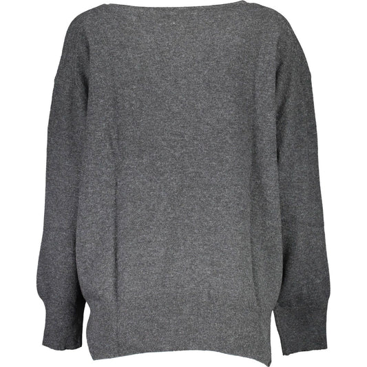 Chic V-Neck Recycled Fibers Sweater