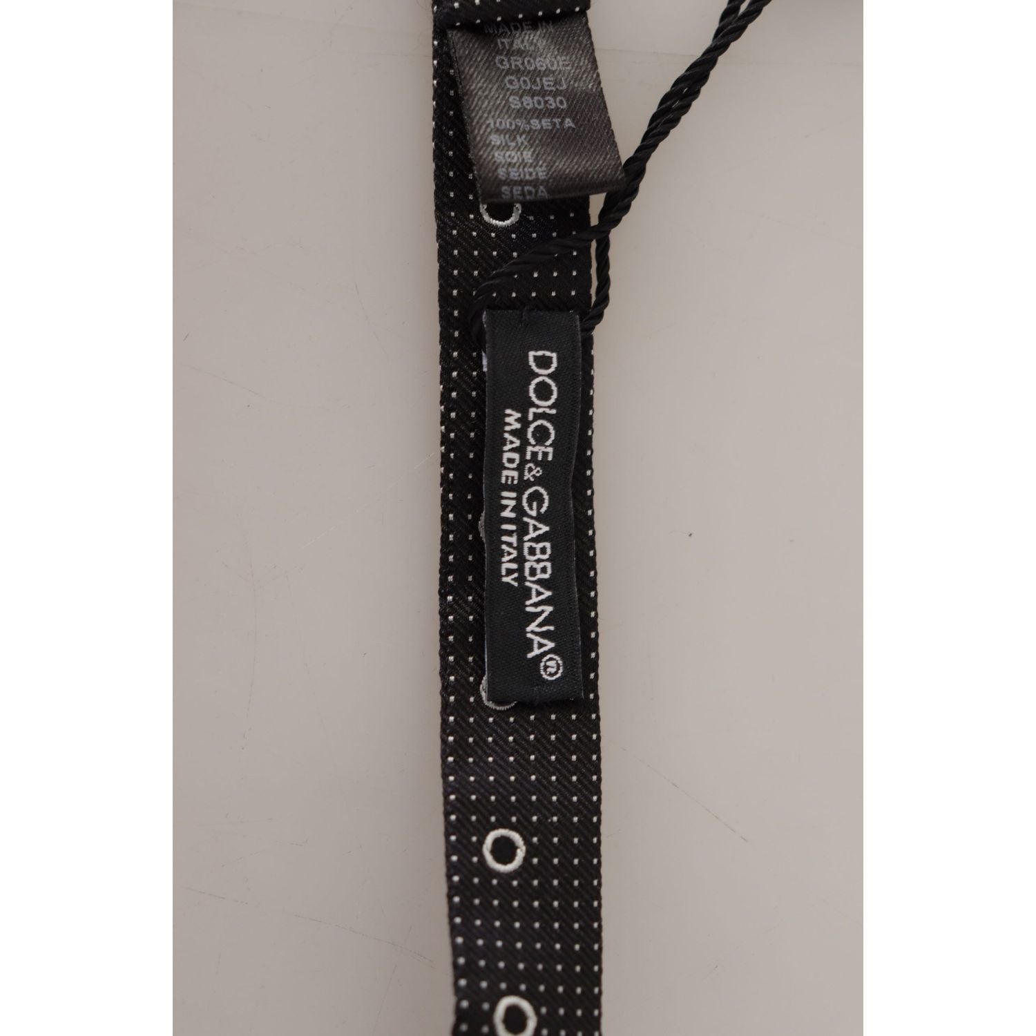 ربطة عنق من الحرير من Dolce &amp; Gabbana منقطة باللونين الأسود والأبيض