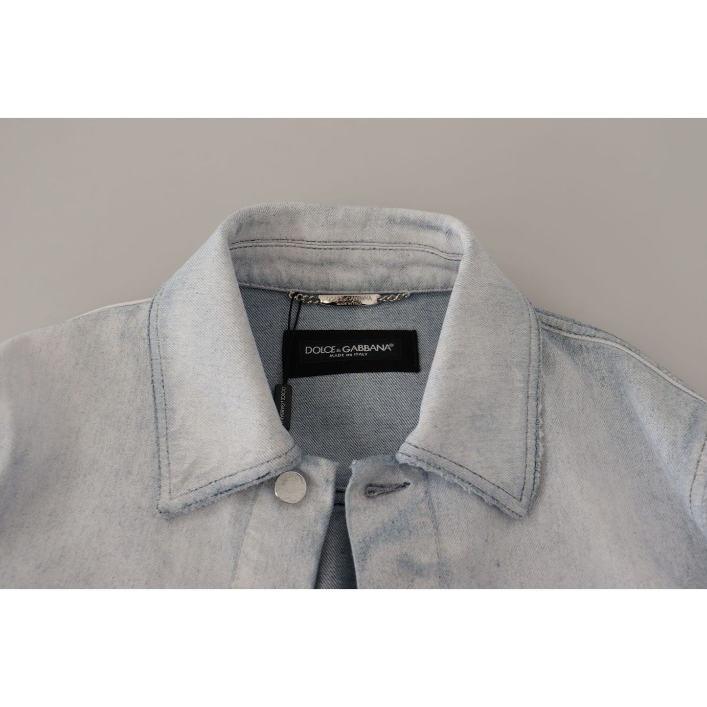 Elegant Light Blue Denim Jacket