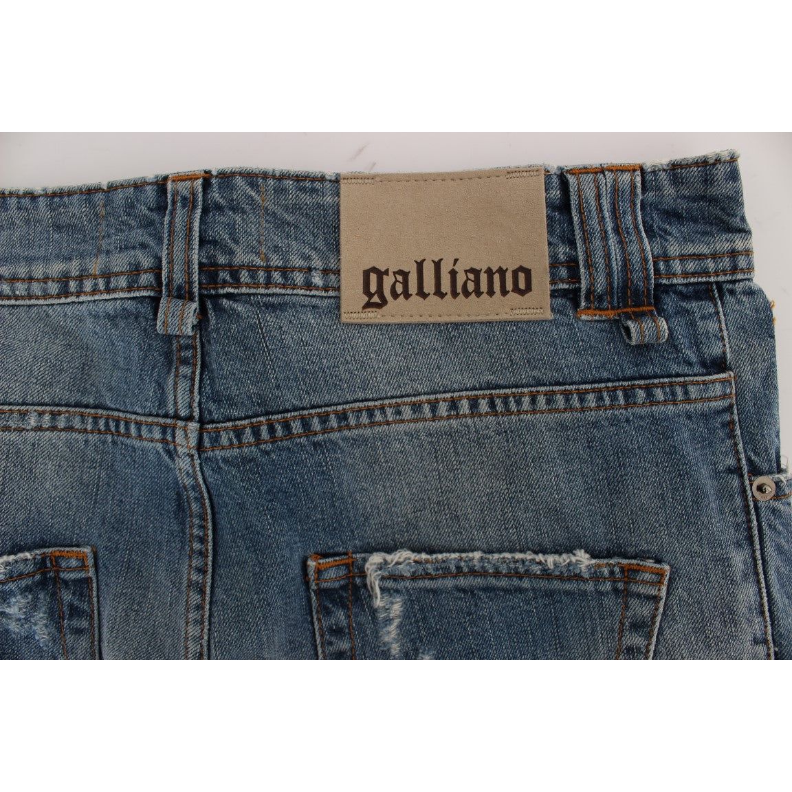John Galliano Chic Boyfriend Blue Wash Jeans blue-wash-cotton-boyfriend-fit-cropped-jeans-1