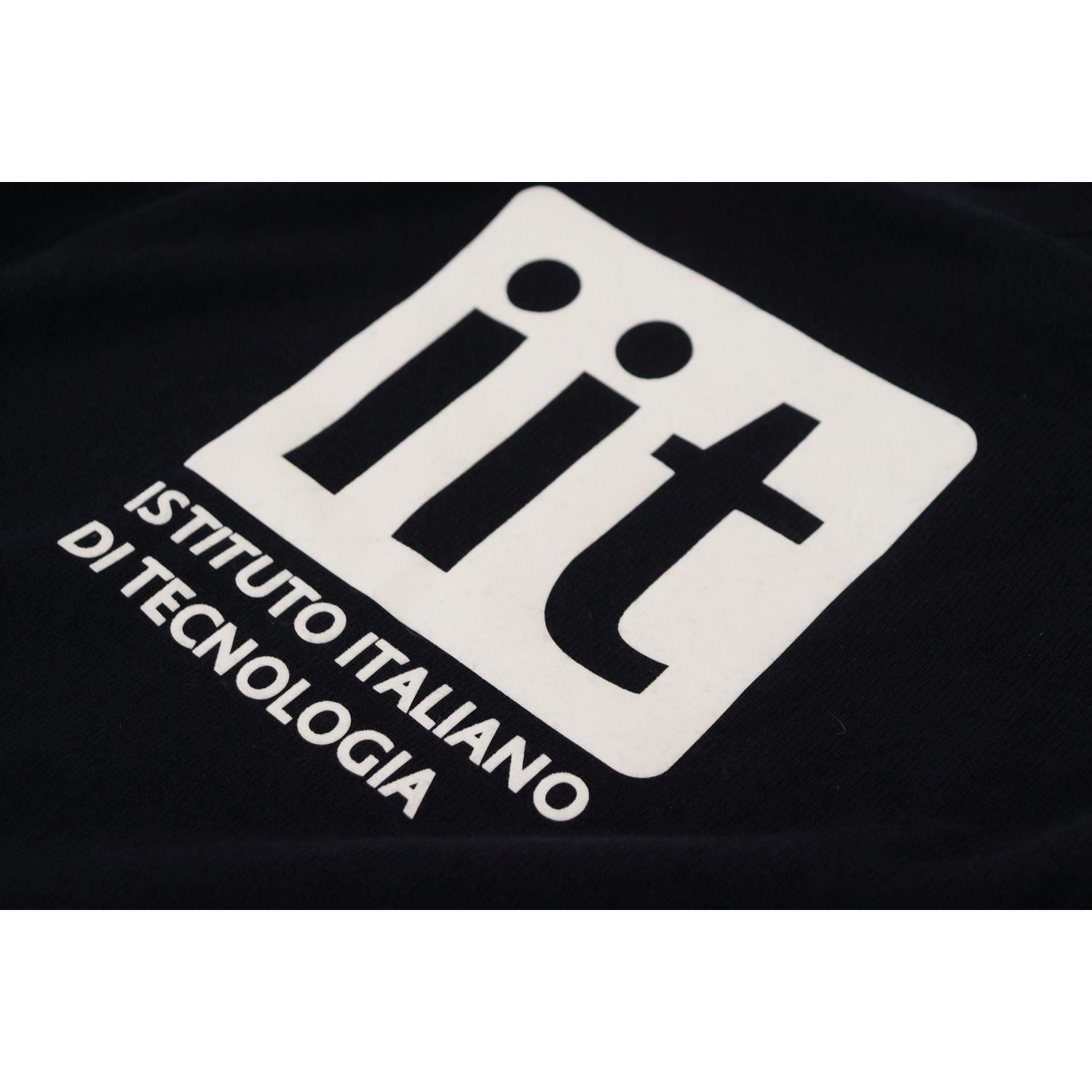 سترة صوفية أنيقة من الكشمير باللون الأزرق من دولتشي آند غابانا