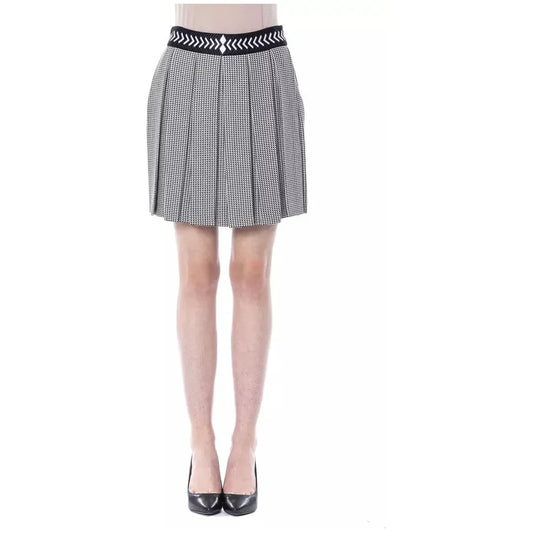 Chic Monochrome Tulip Skirt