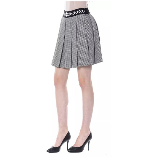 Chic Monochrome Tulip Skirt