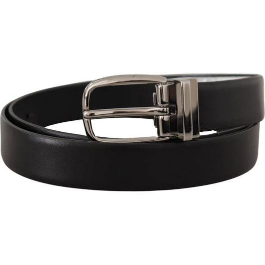 Elegant Leather Belt with Metal Buckle