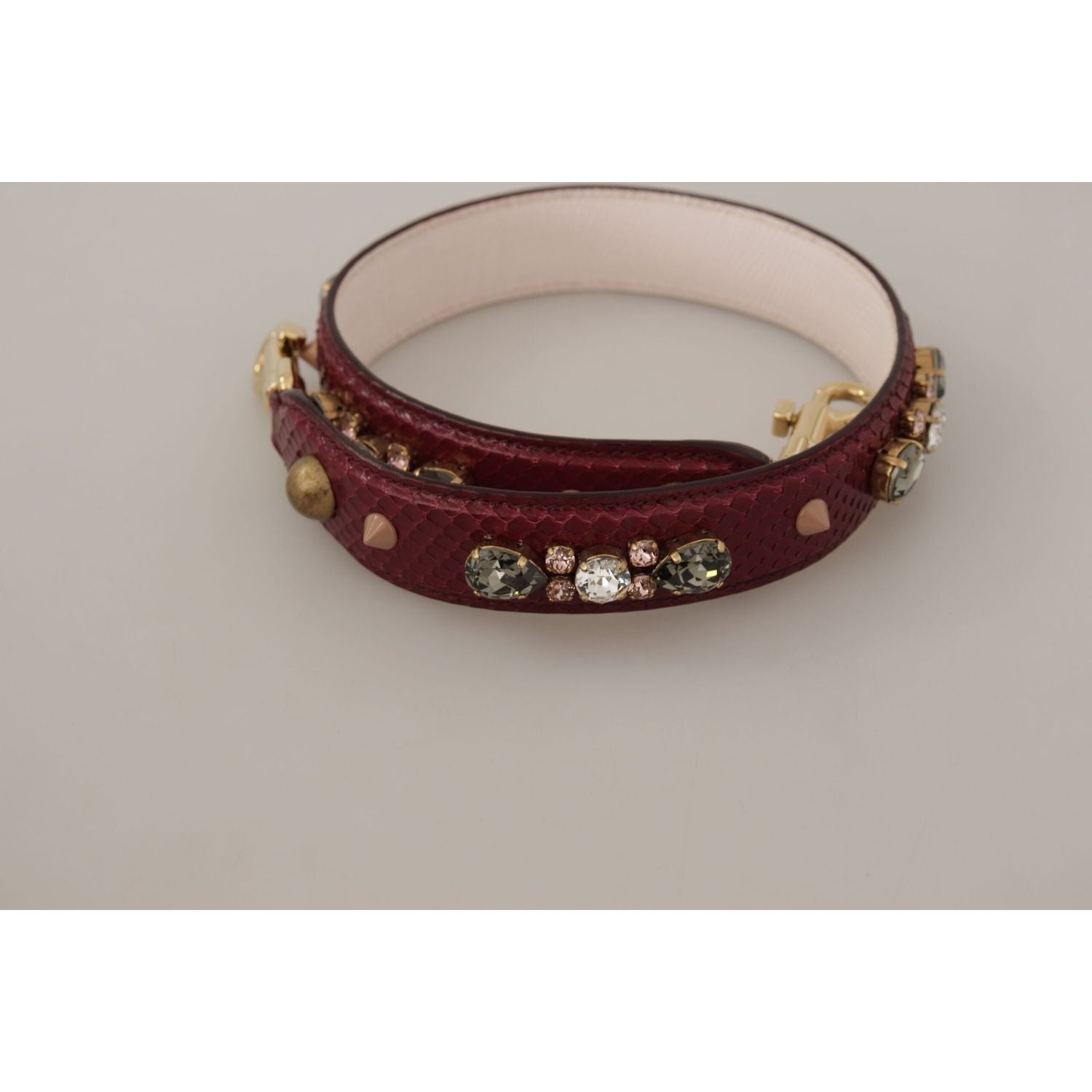 حزام حقيبة دولتشي آند غابانا الأنيق المصنوع من جلد الثعبان باللون العنابي