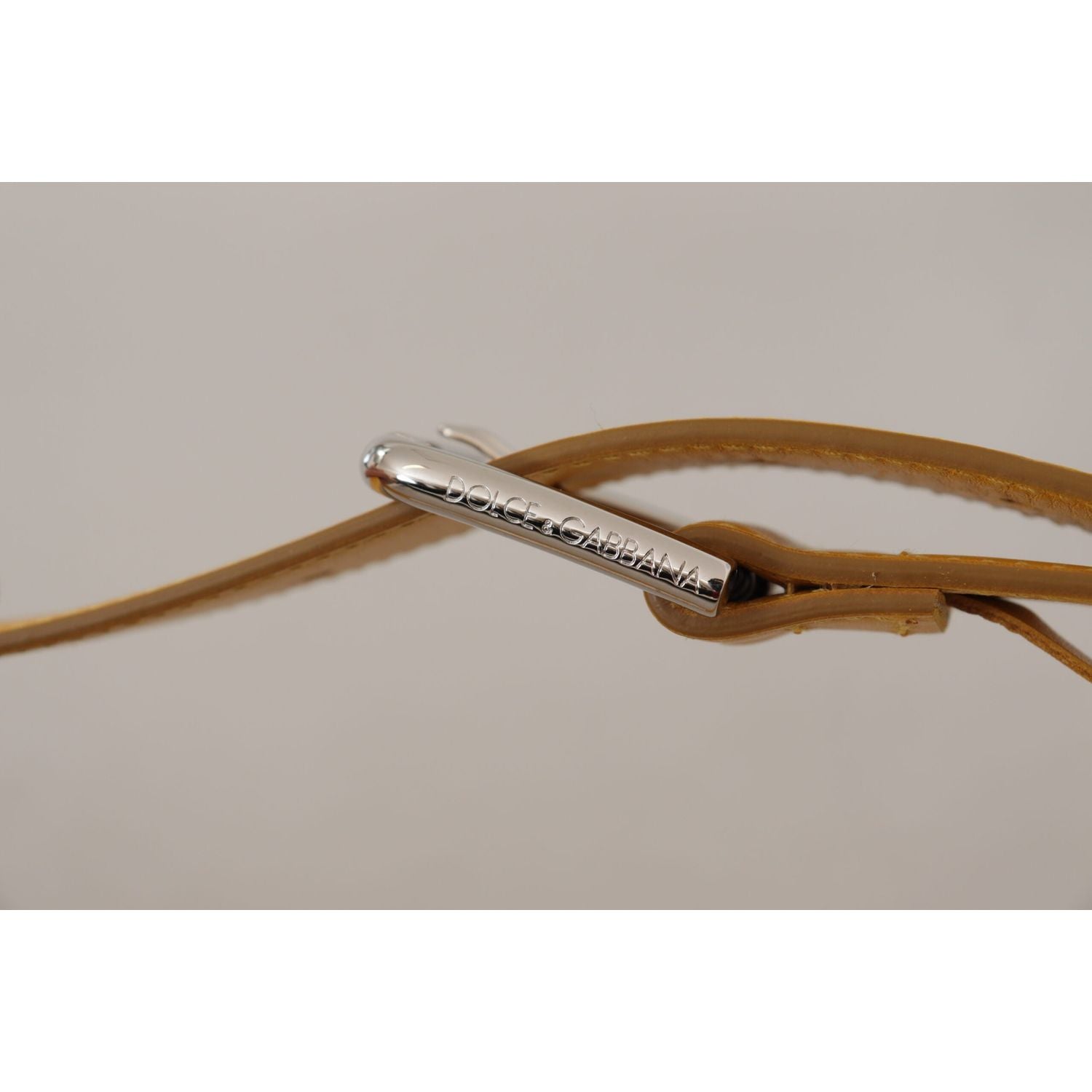 حزام جلدي أنيق باللون الأصفر المشرق من دولتشي آند غابانا