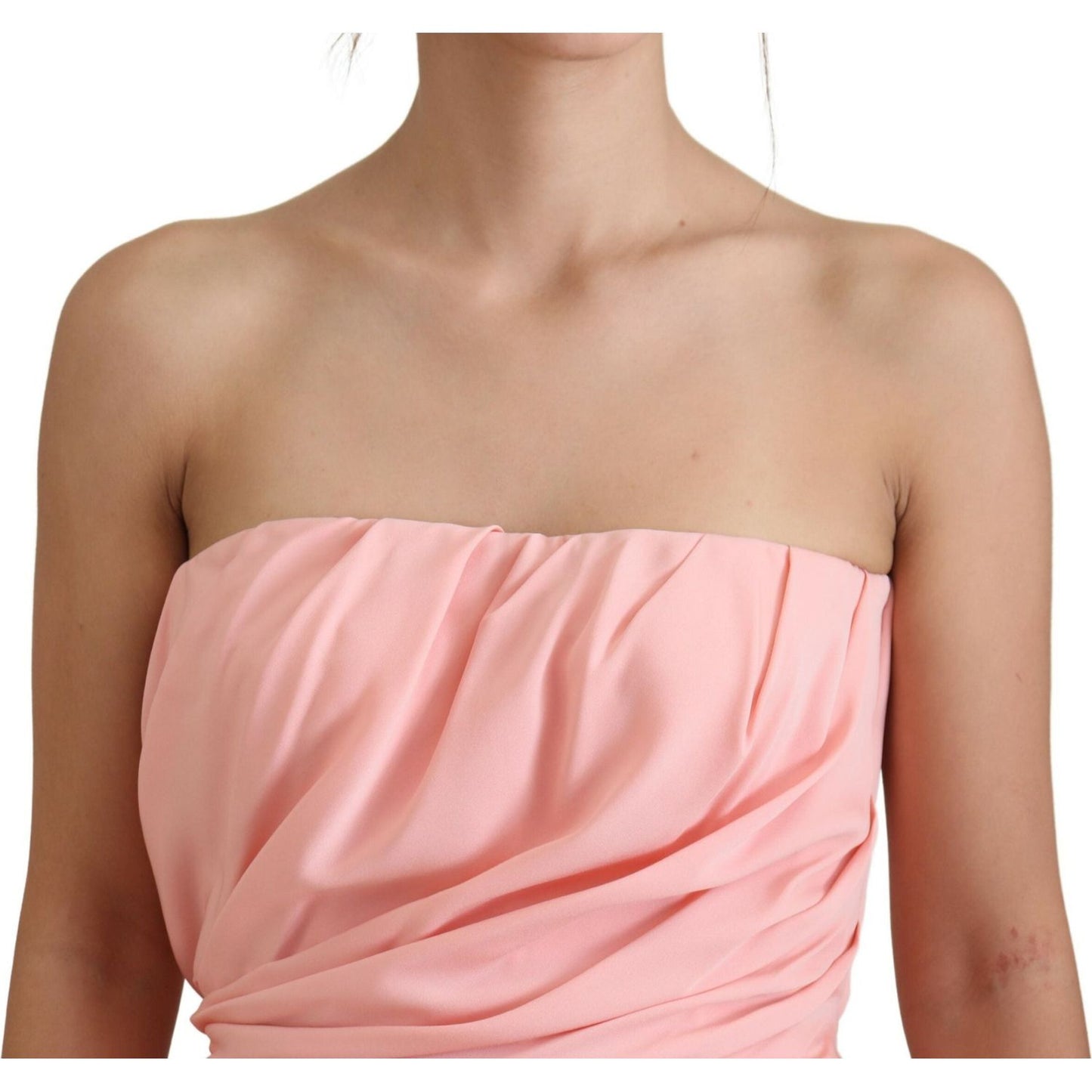 Elegant Pink Strapless Midi Silhouette