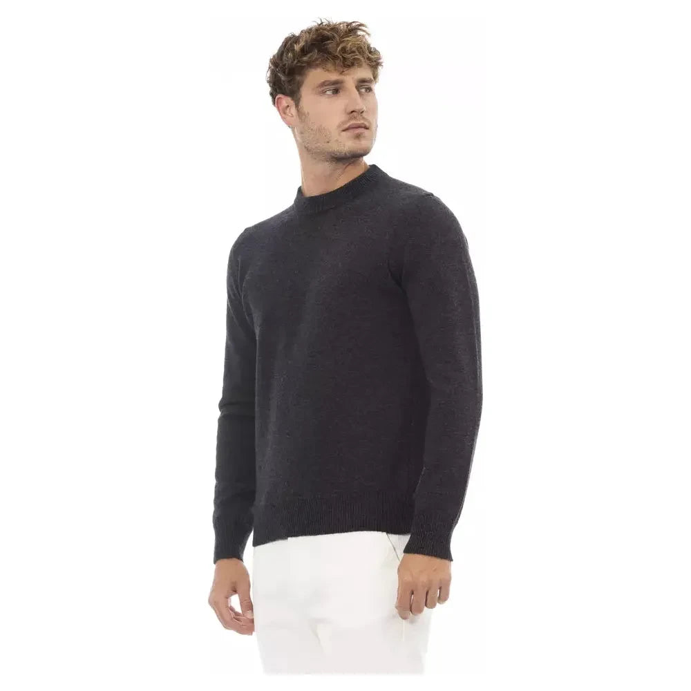 Elegant Crewneck Wool Sweater in Timeless Black