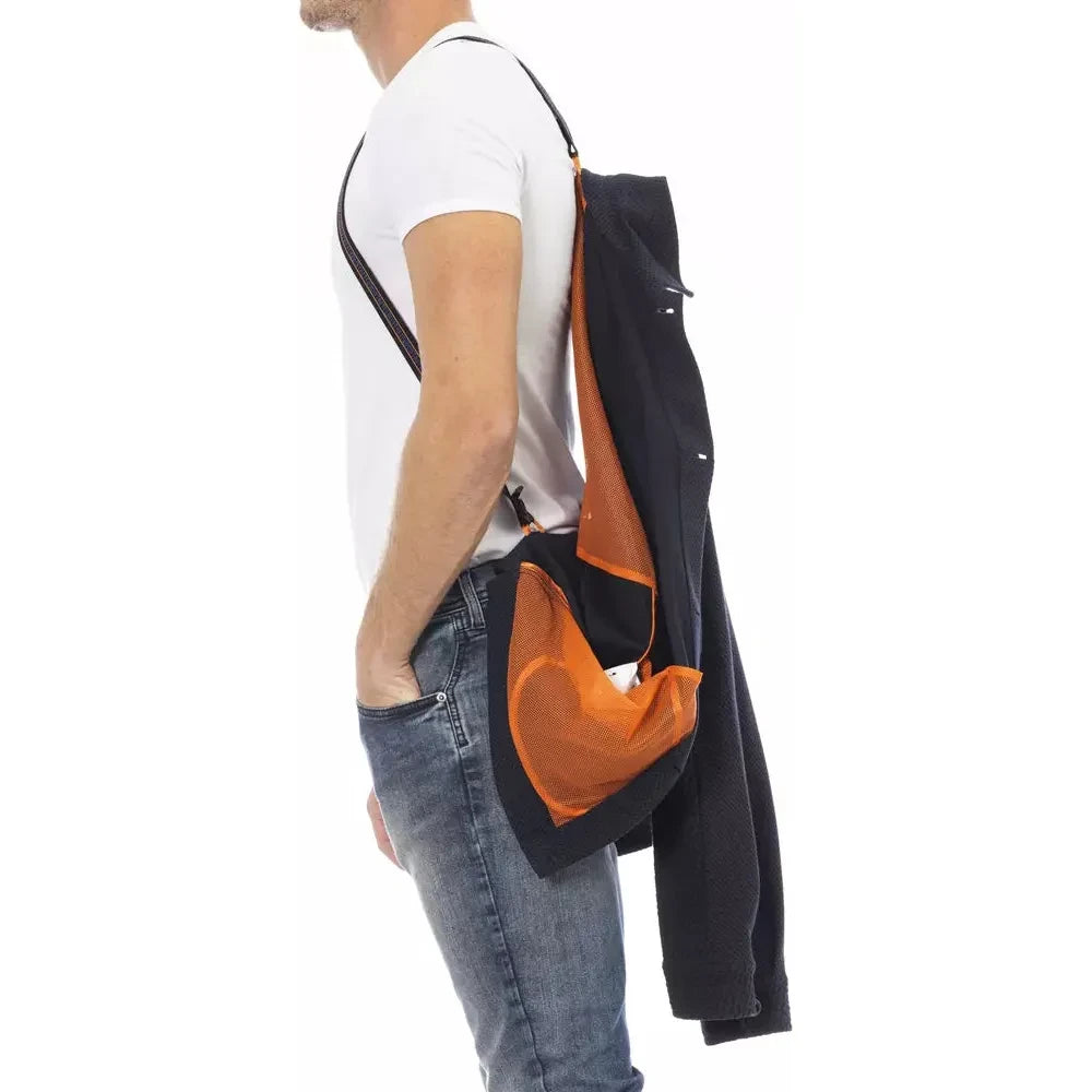 Front view with bag zipped and handles upright.