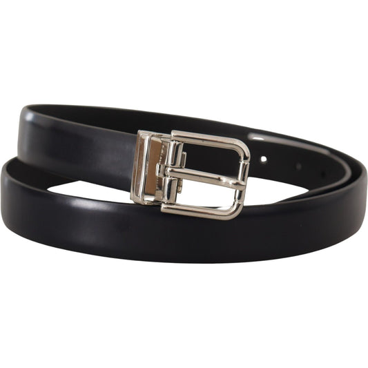 Elegant Leather Belt with Metal Buckle