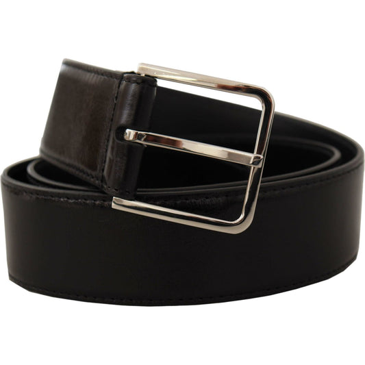 Elegant Leather Belt with Metal Buckle