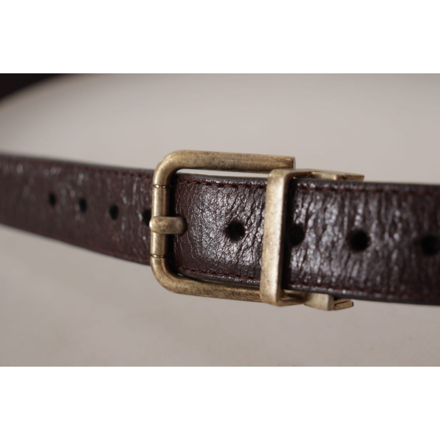 Elegant Leather Belt with Engraved Buckle