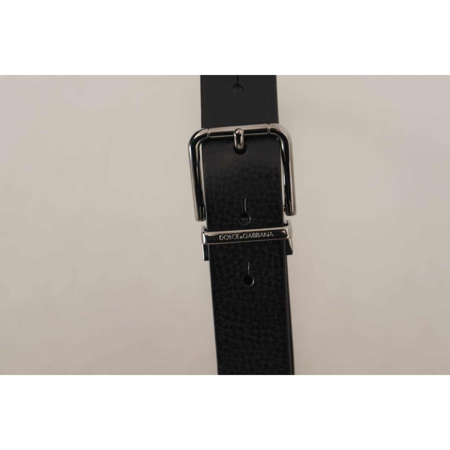 Elegant Black Leather Belt with Metal Buckle