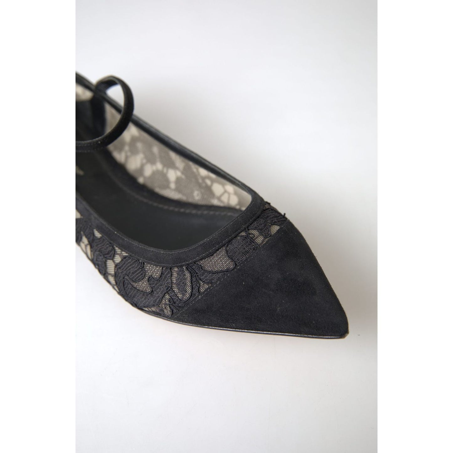 Elegant Black Lace Flats