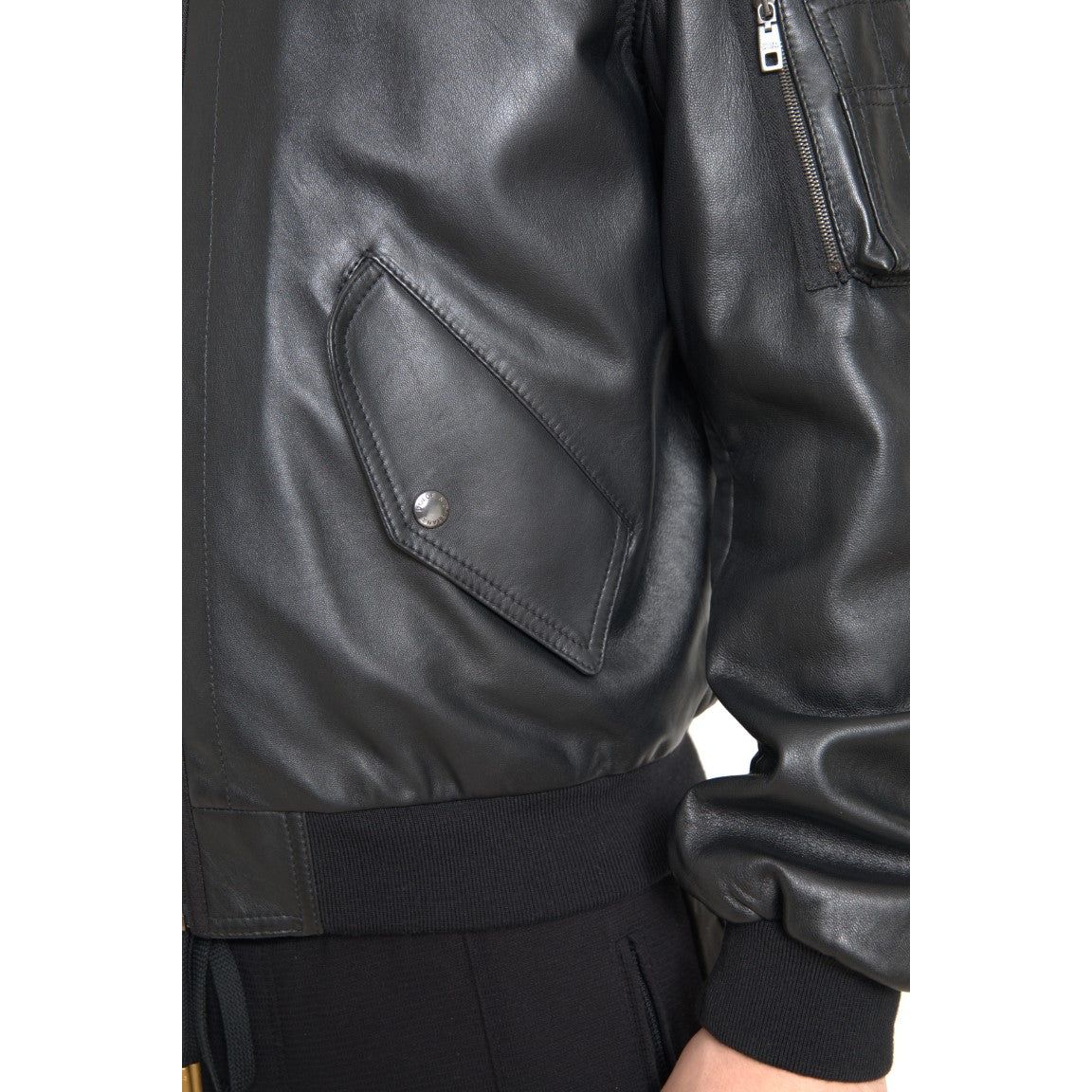 Elegant Black Leather Bomber Jacket