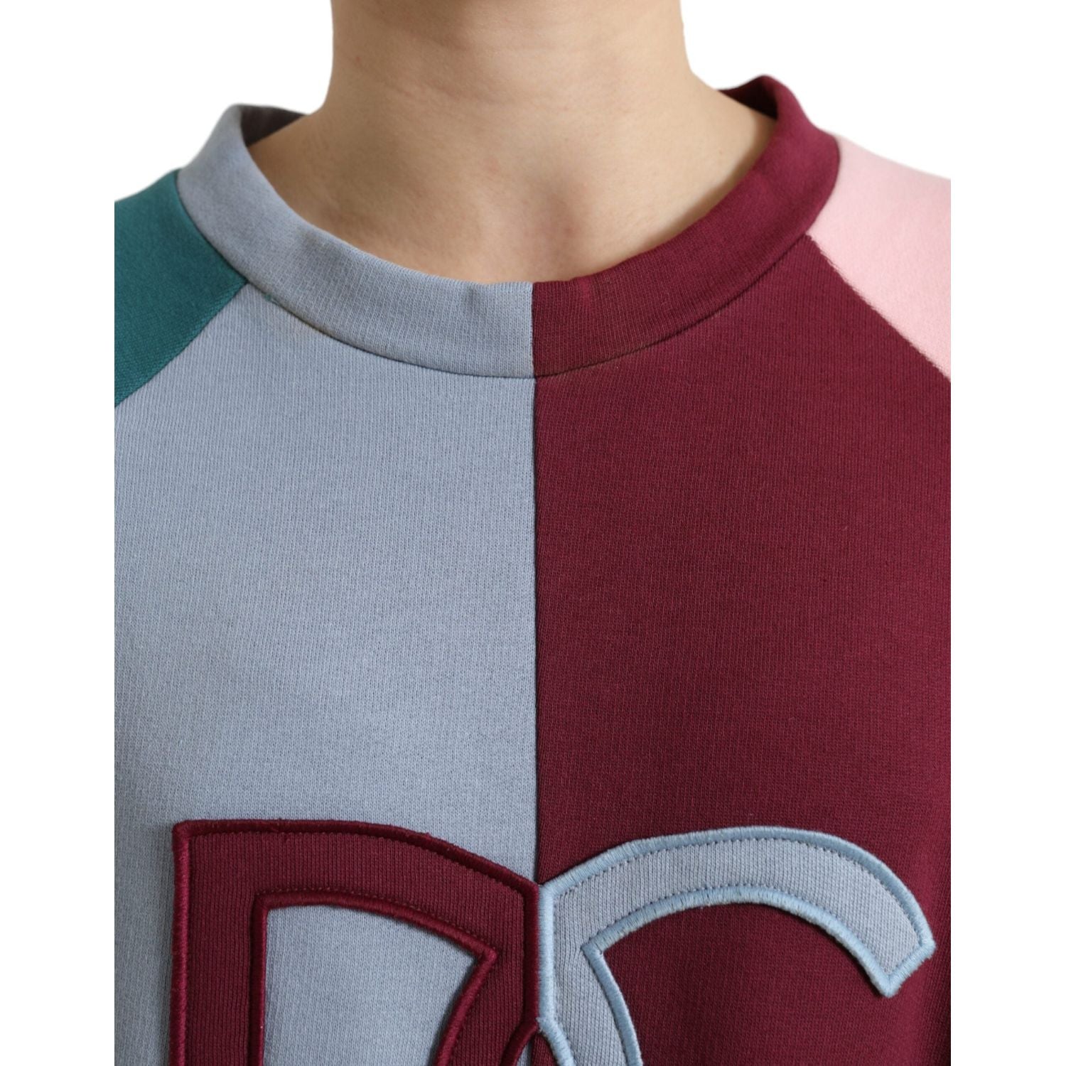 سترة قطنية أنيقة متعددة الألوان برقبة دائرية من دولتشي آند غابانا