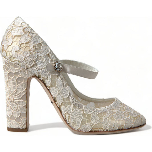 Chic Lace Block Heels Sandals in Cream White