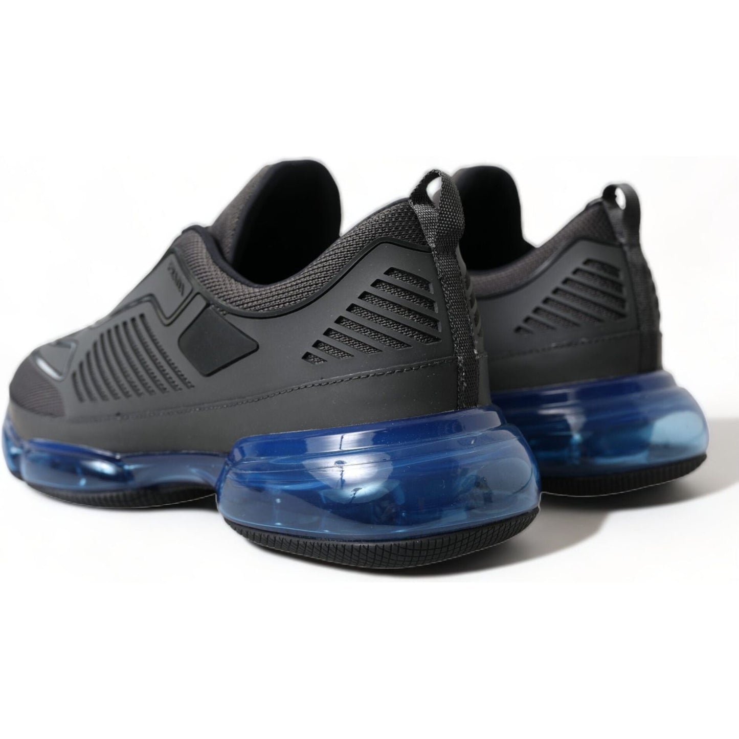 Elegant Men's Black Mesh Sneakers