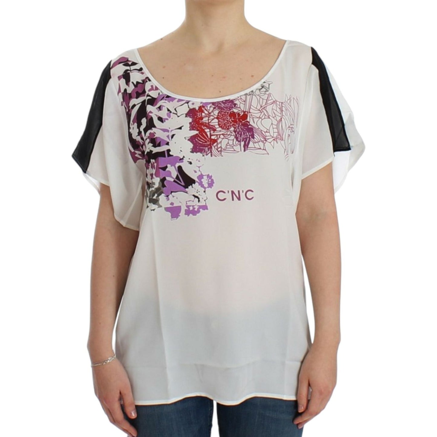 Chic White V-Neck Motive Print Tee