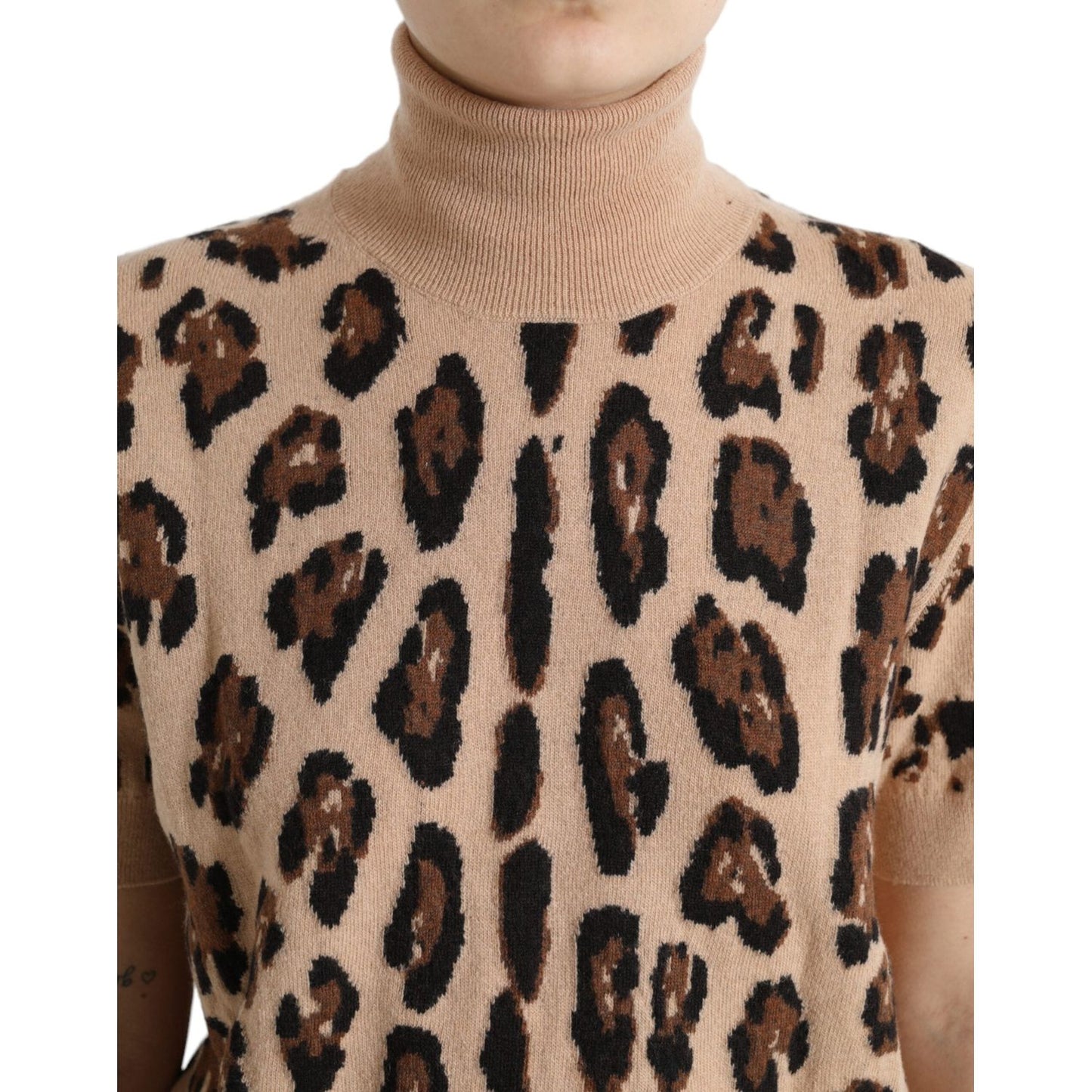 Elegant Beige Leopard Turtleneck Wool Top