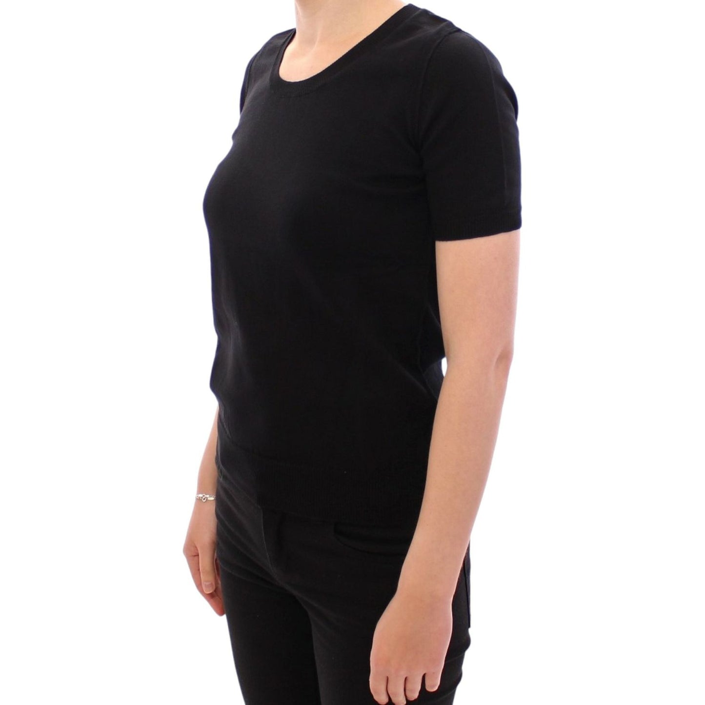 Elegant Black Cotton Crew-neck Tee