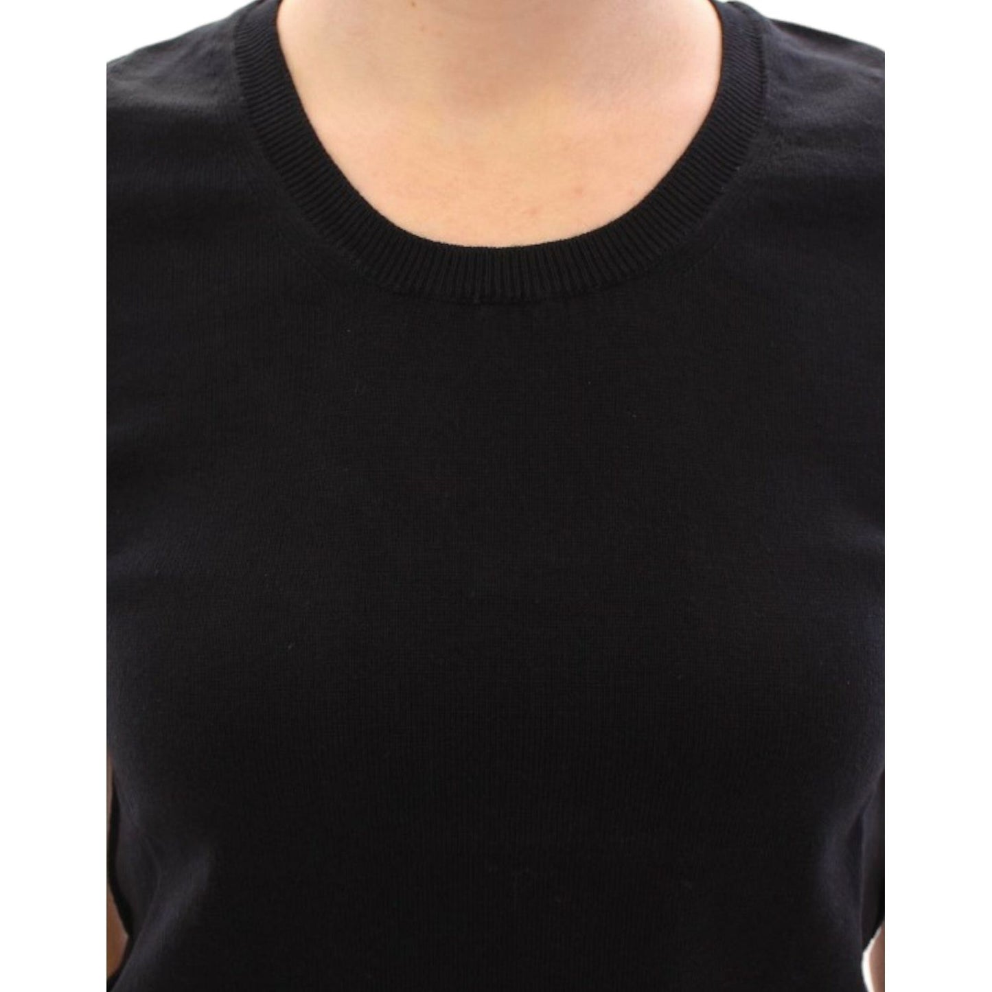 Elegant Black Cotton Crew-neck Tee