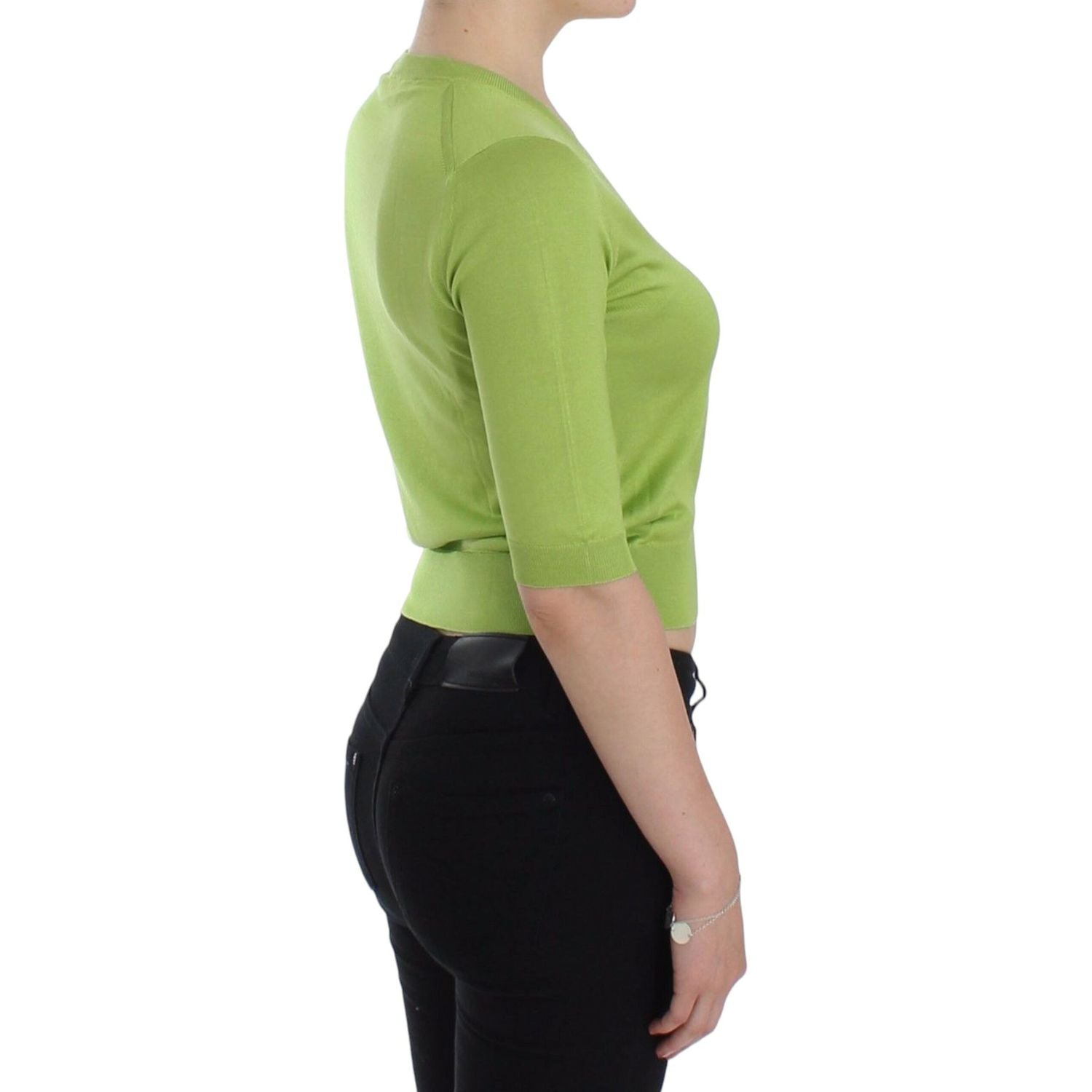 بلوفر من الصوف باللون الأخضر الزمردي بفتحة رقبة على شكل حرف V من دولتشي آند غابانا