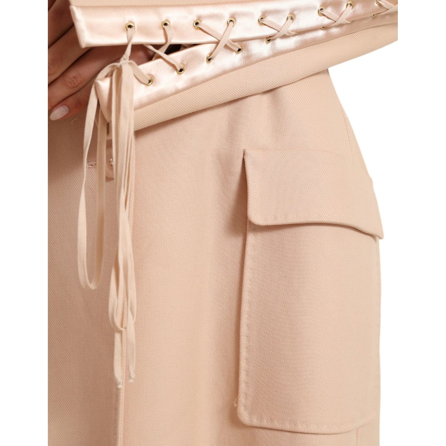 Elegant Beige Single-Breasted Trench Coat