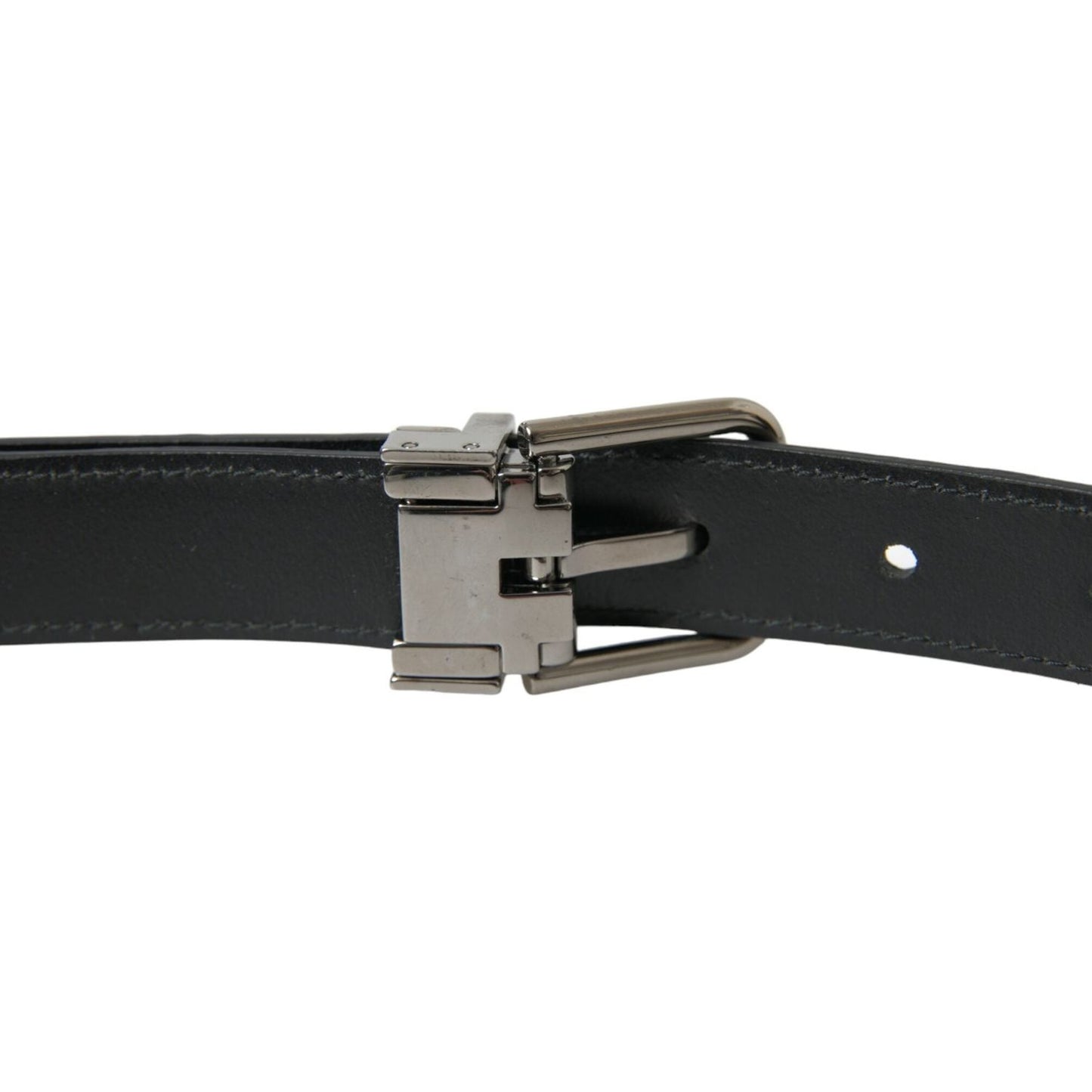 Elegant Leather Belt with Metal Buckle