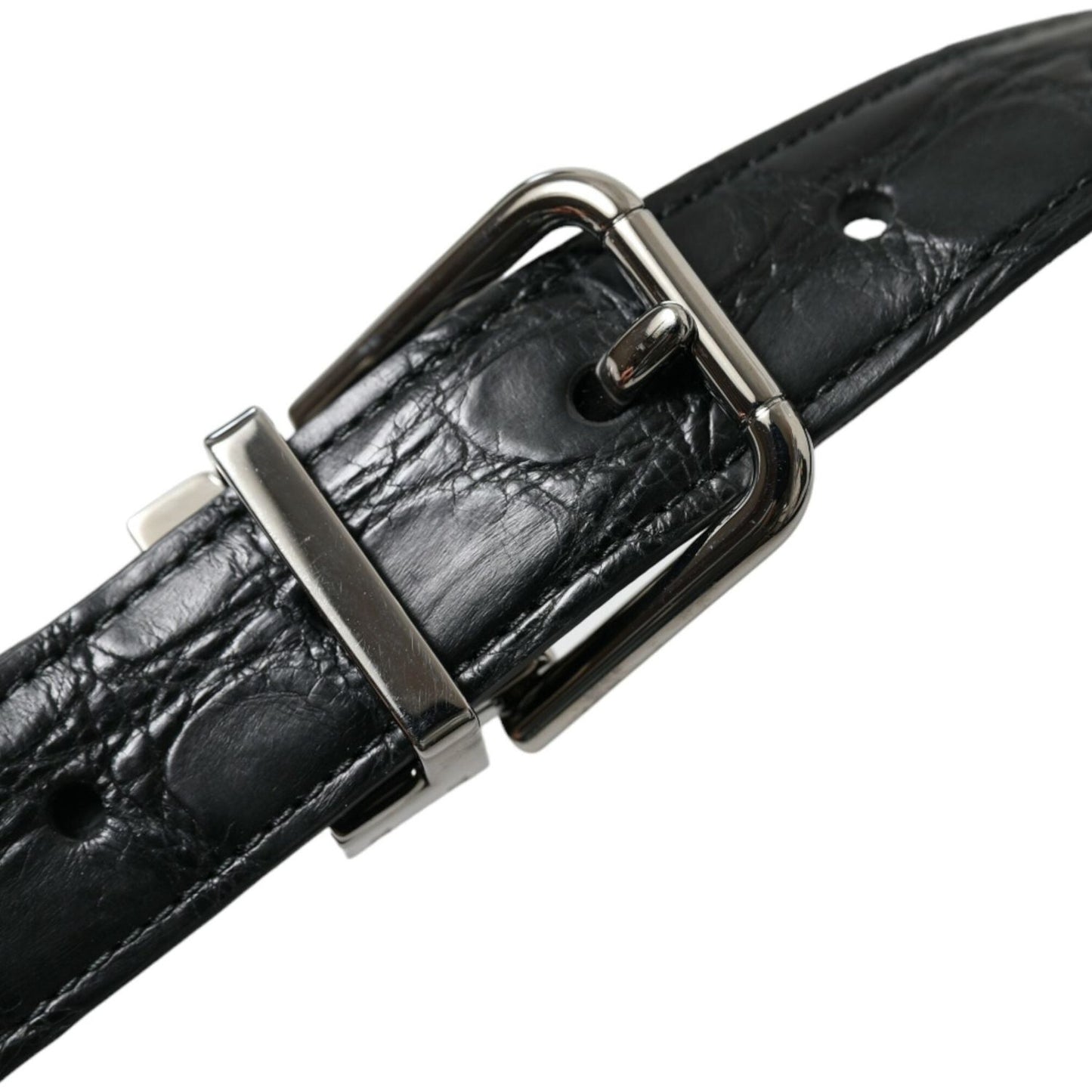 Elegant Leather Belt with Metal Buckle