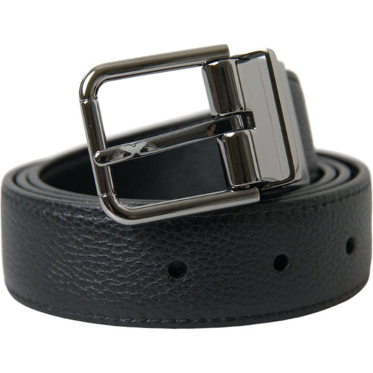 Elegant Leather Belt with Metal Buckle