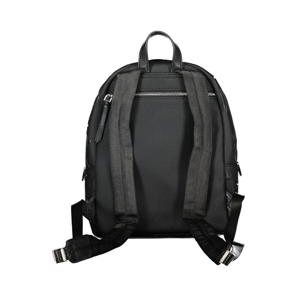 Front view with bag zipped and handles upright.