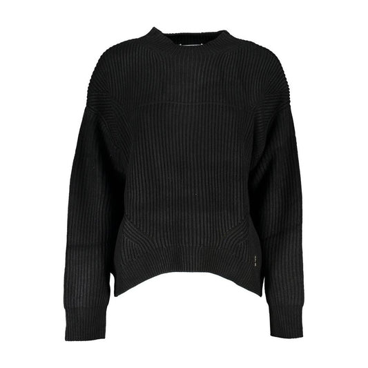 Chic Turtleneck Sweater with Contrast Accents