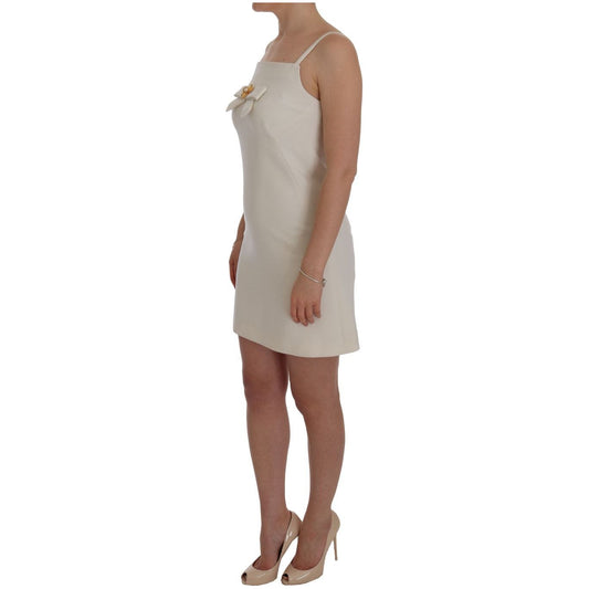 Elegant White Wool Shift Dress with Gold Brooch