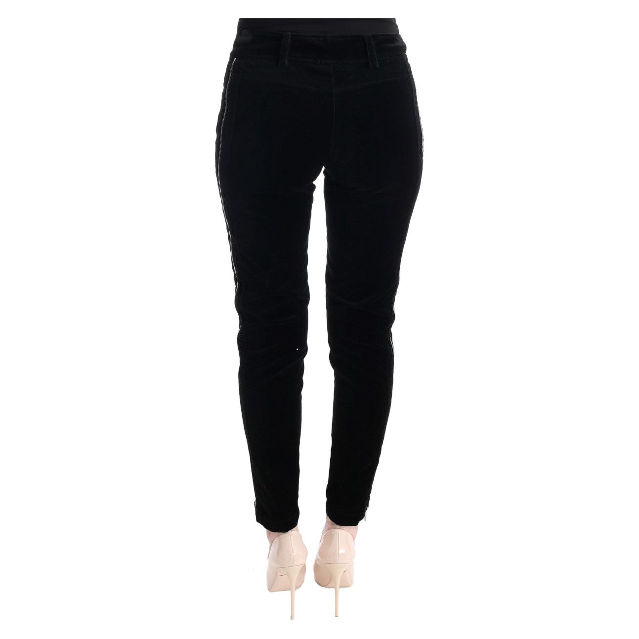 Chic Black Slim Fit Cropped Pants