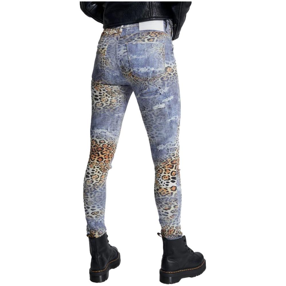 Wildly Chic Stretch Skinny Jeans