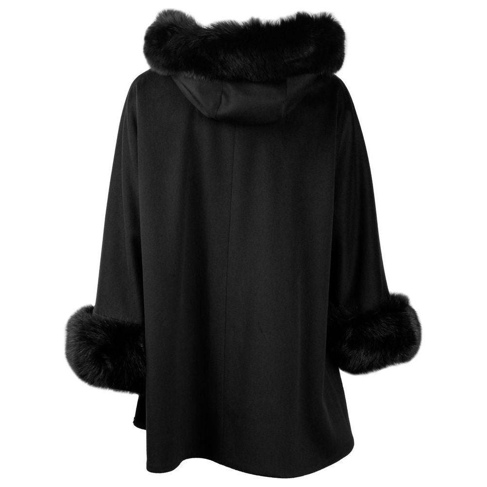 Chic Woolen Short Coat with Fur Detail