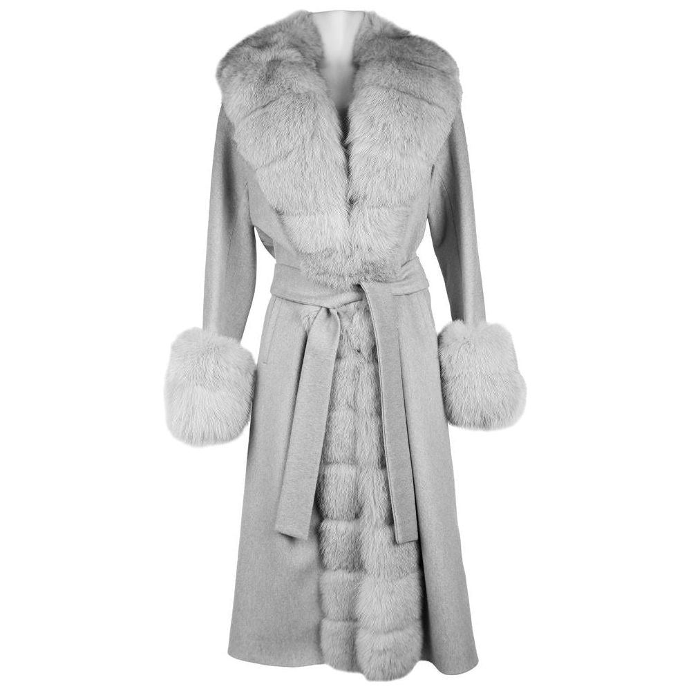 Elegant Wool Coat with Luxurious Fox Fur Trim